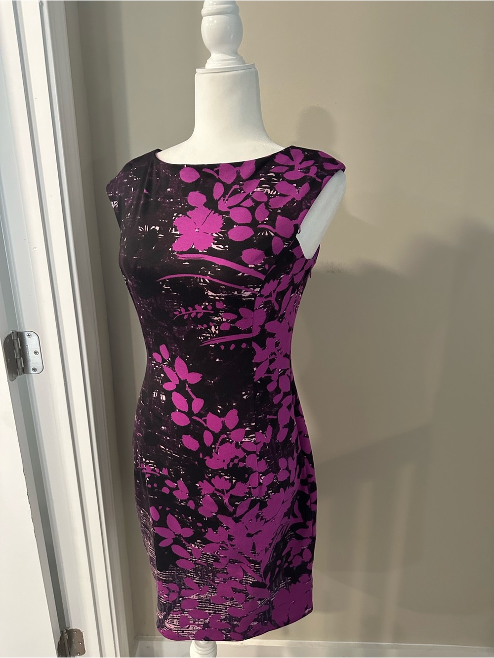 Sleeveless Black Midi Dress with Purple Floral Print
